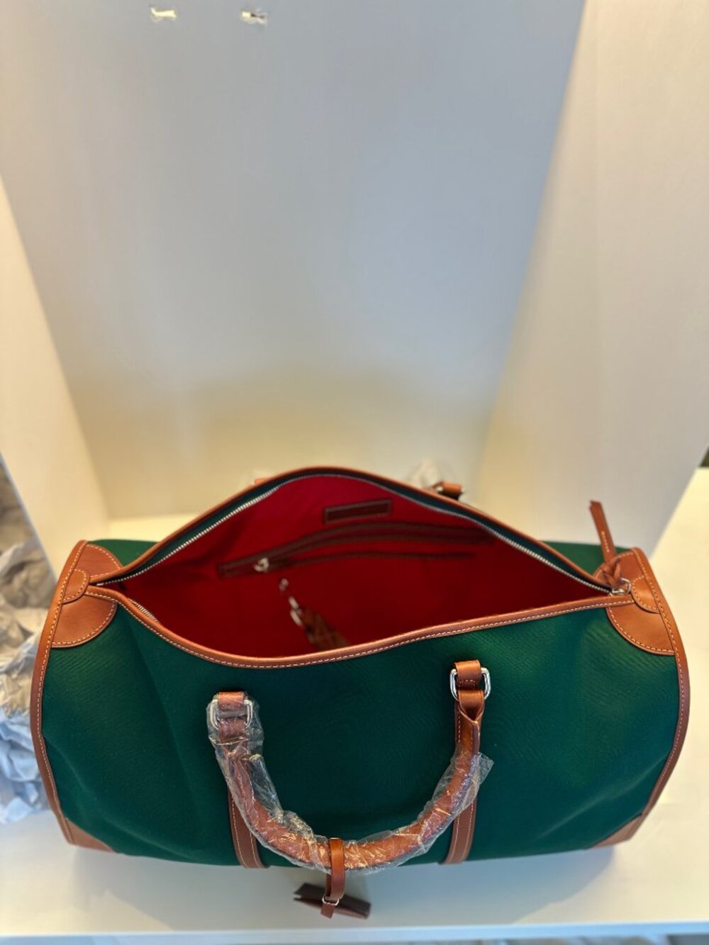 Dooney & Bourke Gym Travel Duffel Bag in Hunter Green, NEW WITH TAGS - Picture 7 of 10